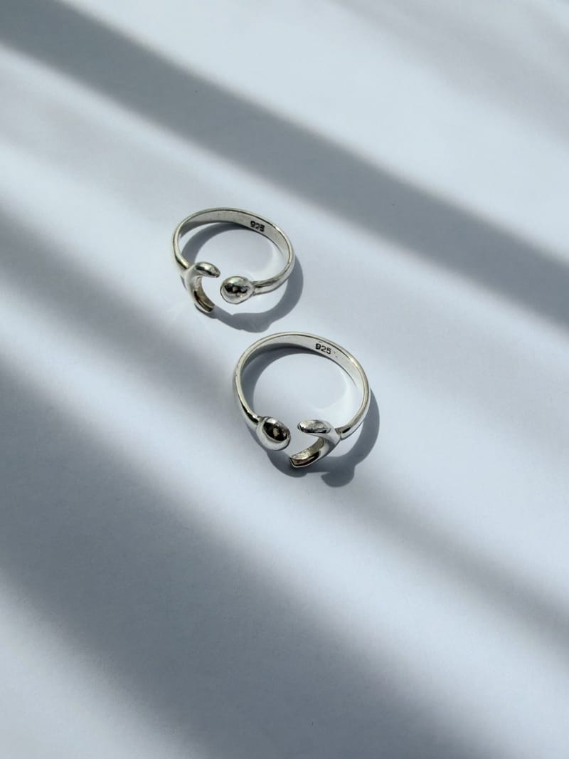 Handmade Balinese Silver Ring - Gerhana